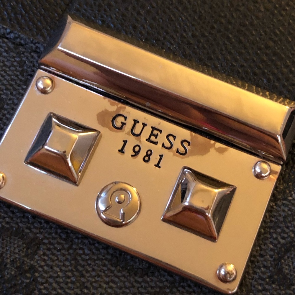 Guess black wallet - Picture 4 of 11